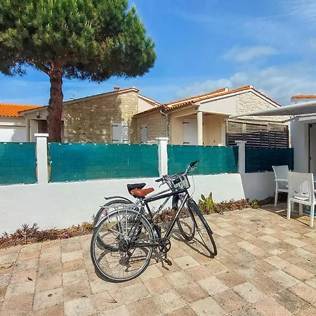 Gorgeous Home In La Tranche-Sur-Mer La Tranche-sur-Mer